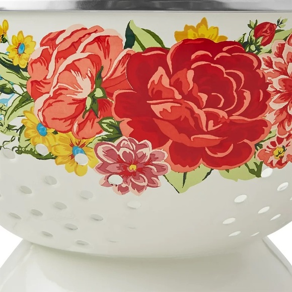 🌺 New Pioneer Woman Sweet Rose 5-quart Colander! - Picture 6 of 8